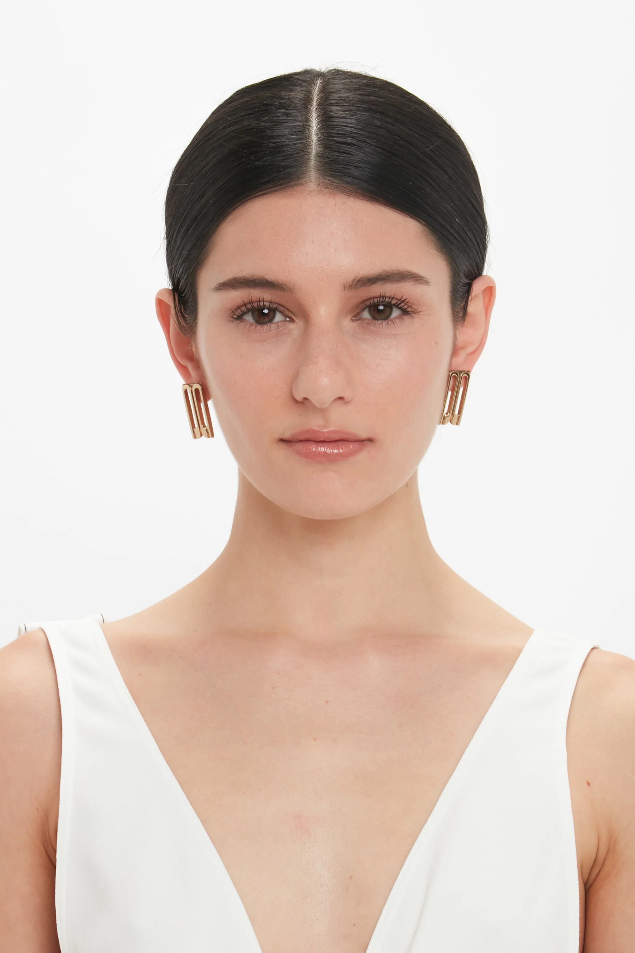 Dorian Stud Earrings In Gold - Image 4