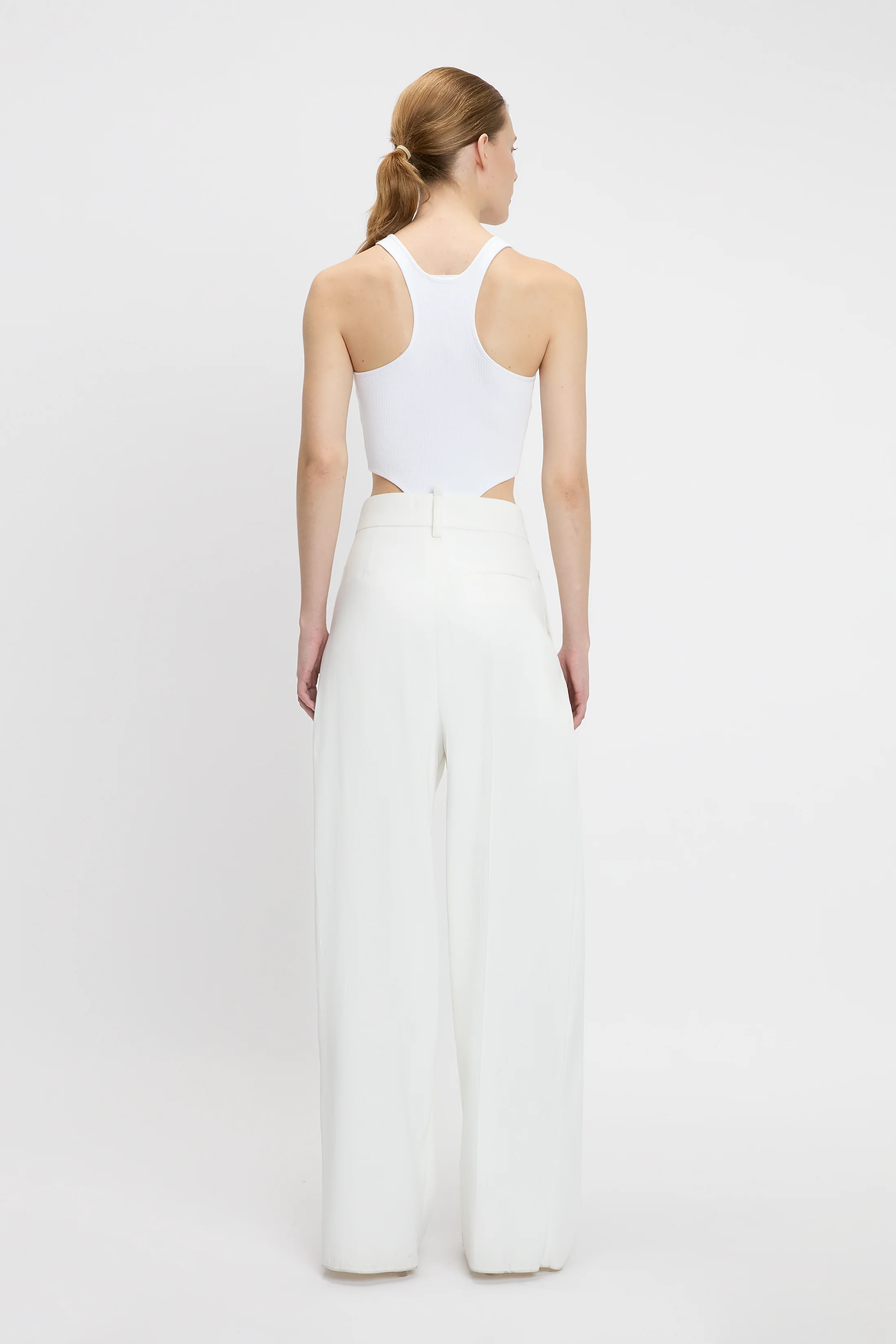 High Leg Bodysuit In White - Image 4