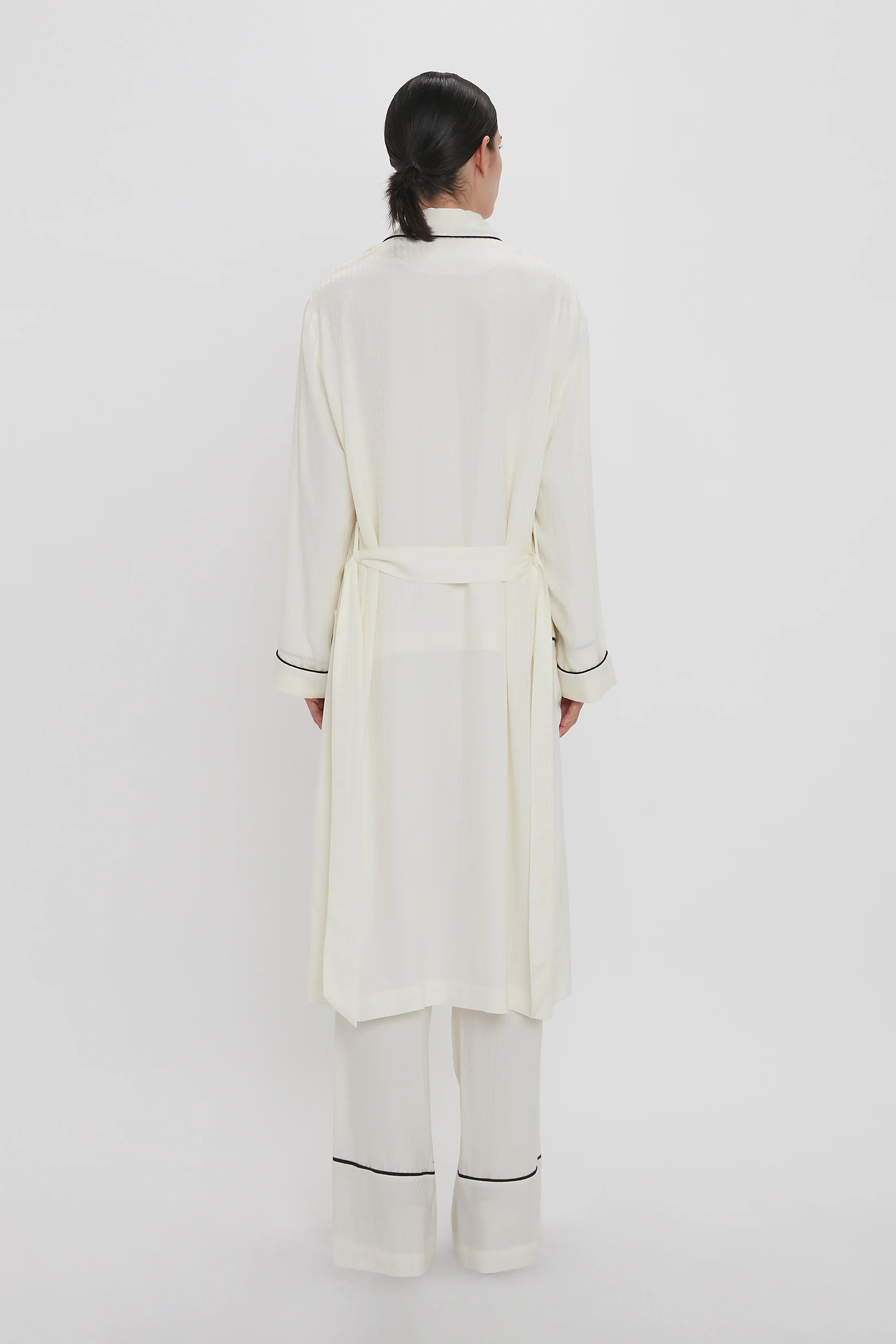Pyjama Robe In Ivory Monogram - Image 3