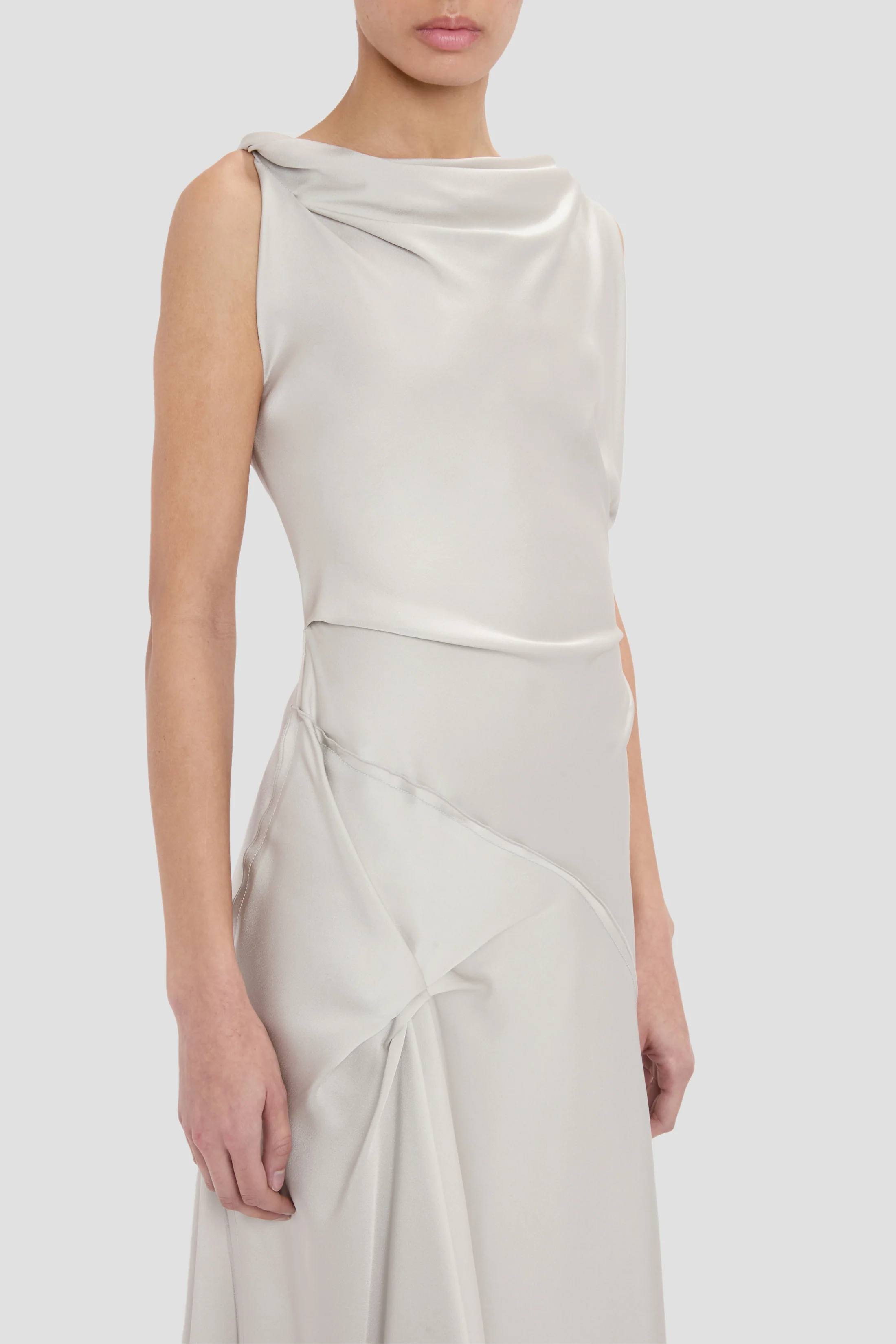 Posy Midi Dress In Magnesium - Image 3
