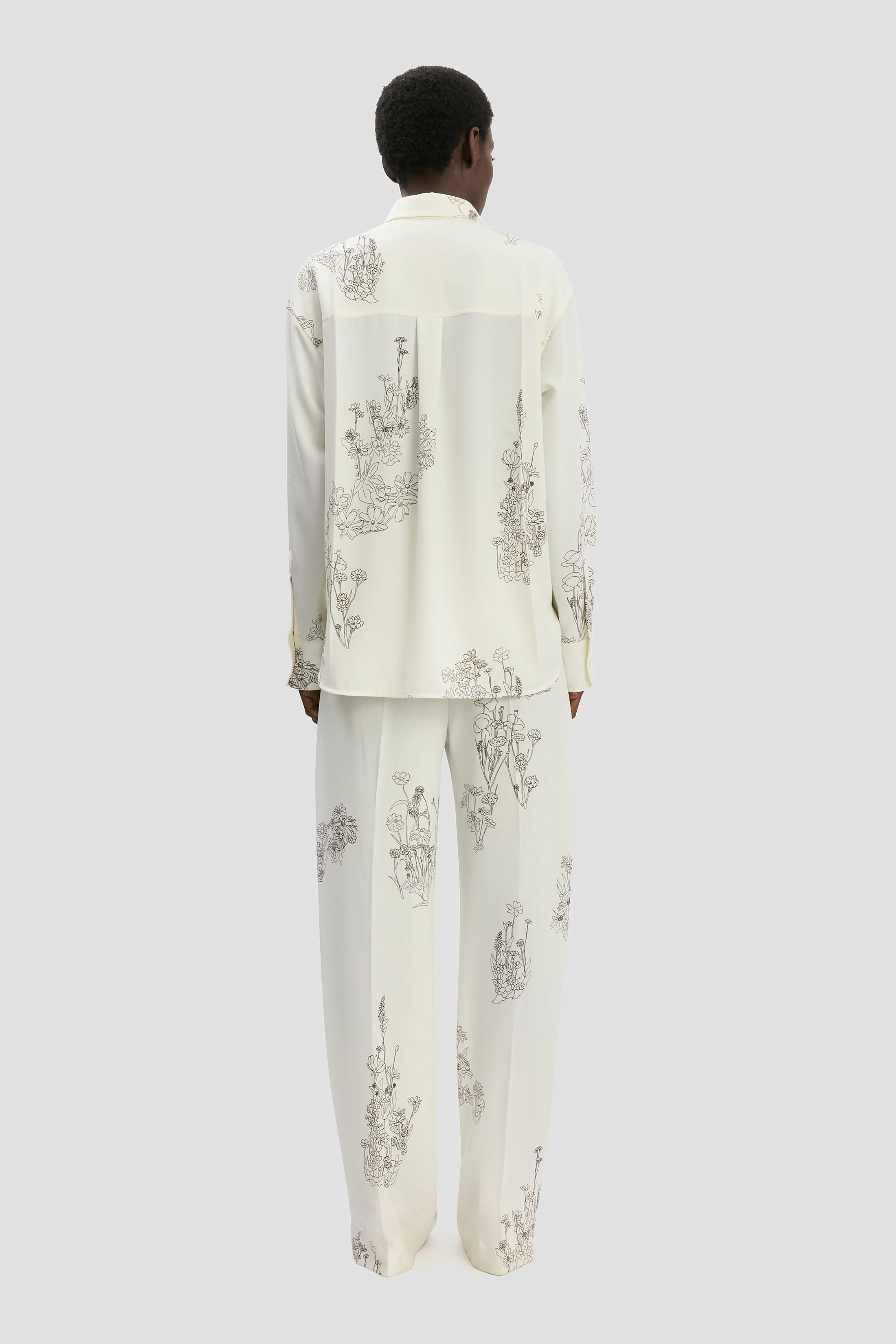 Pyjama Shirt In Off-White Floral Print - Image 4
