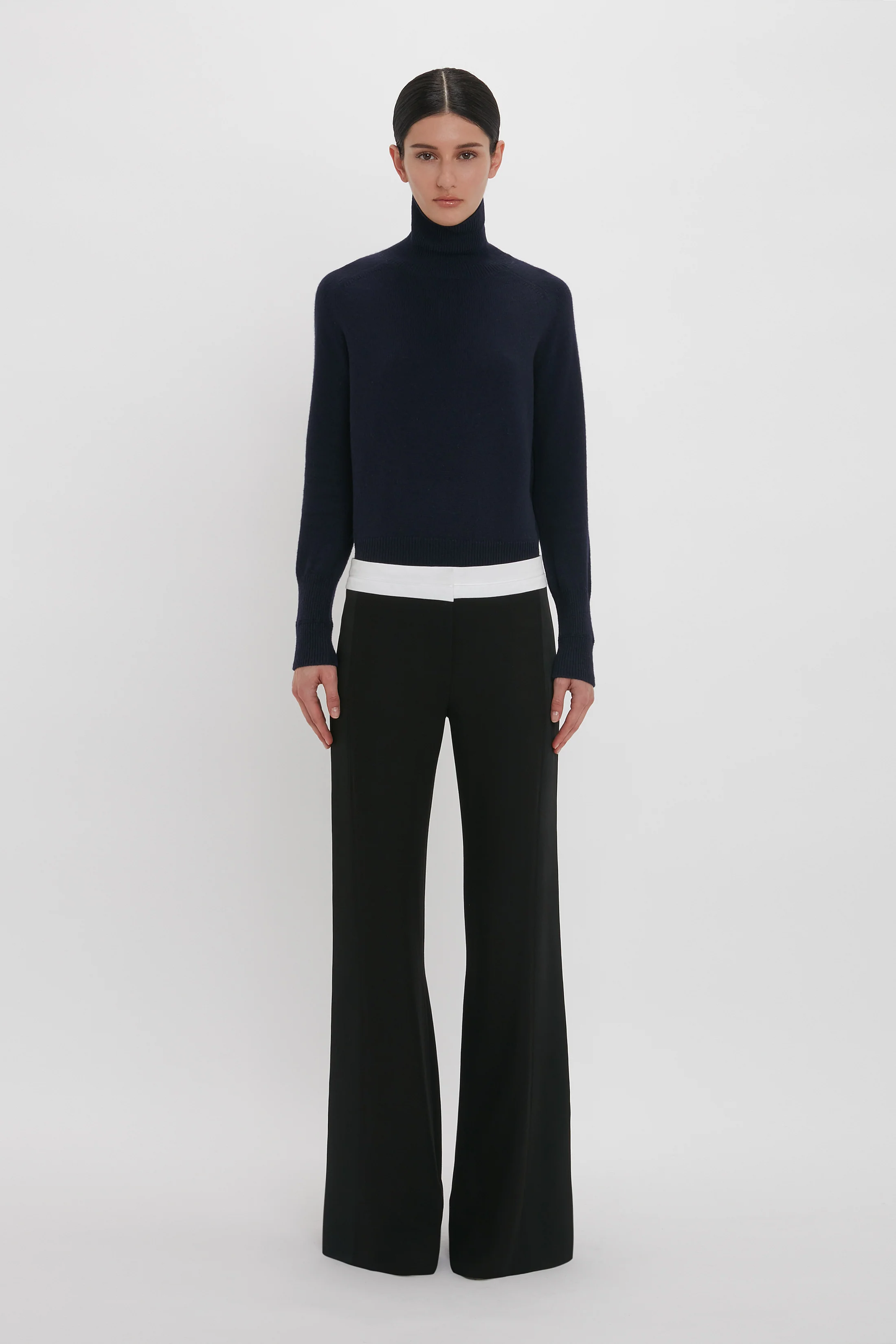 Contrast Waistband Trousers in Black