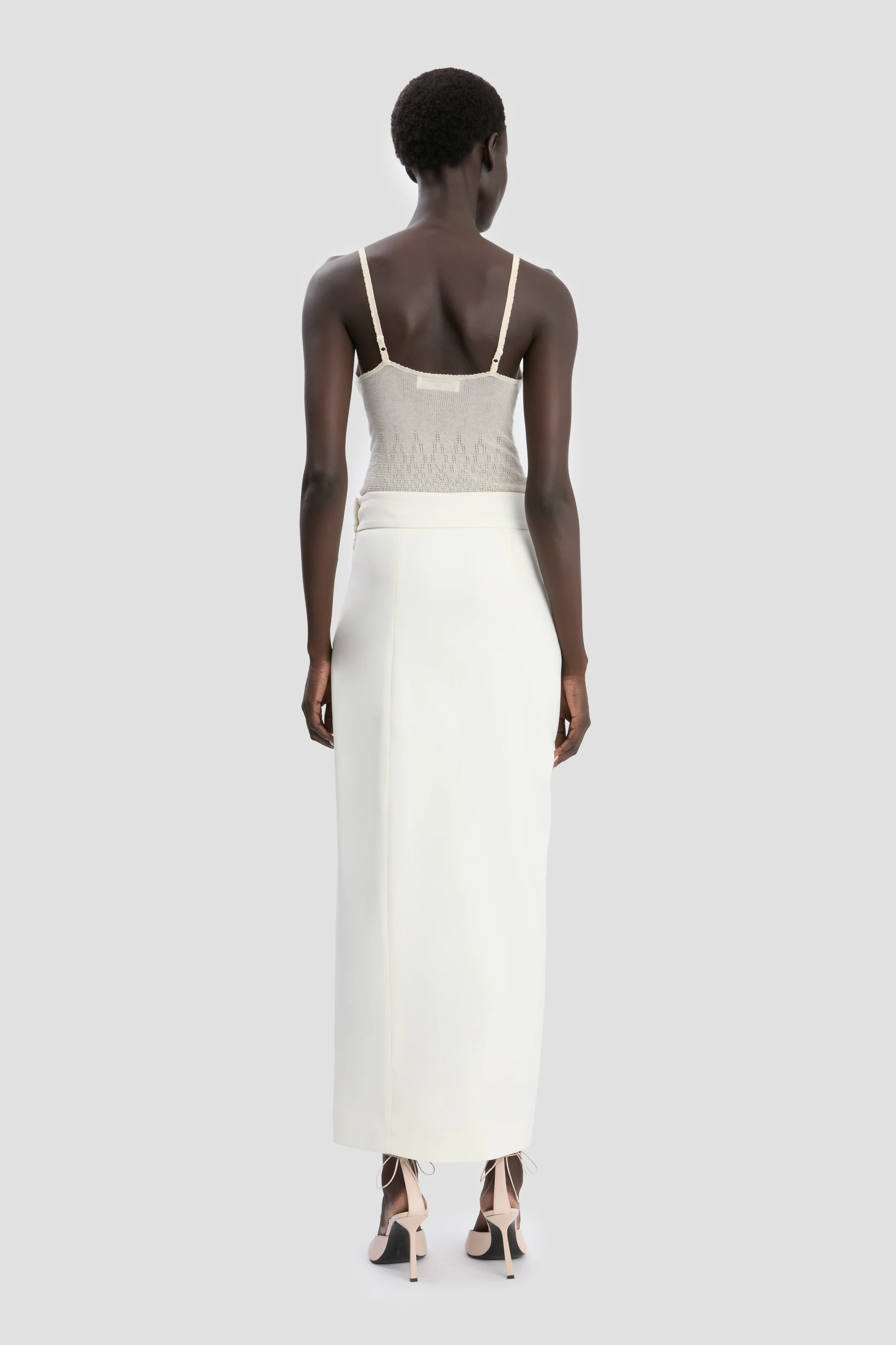 Split Skirt In Ivory - Image 4