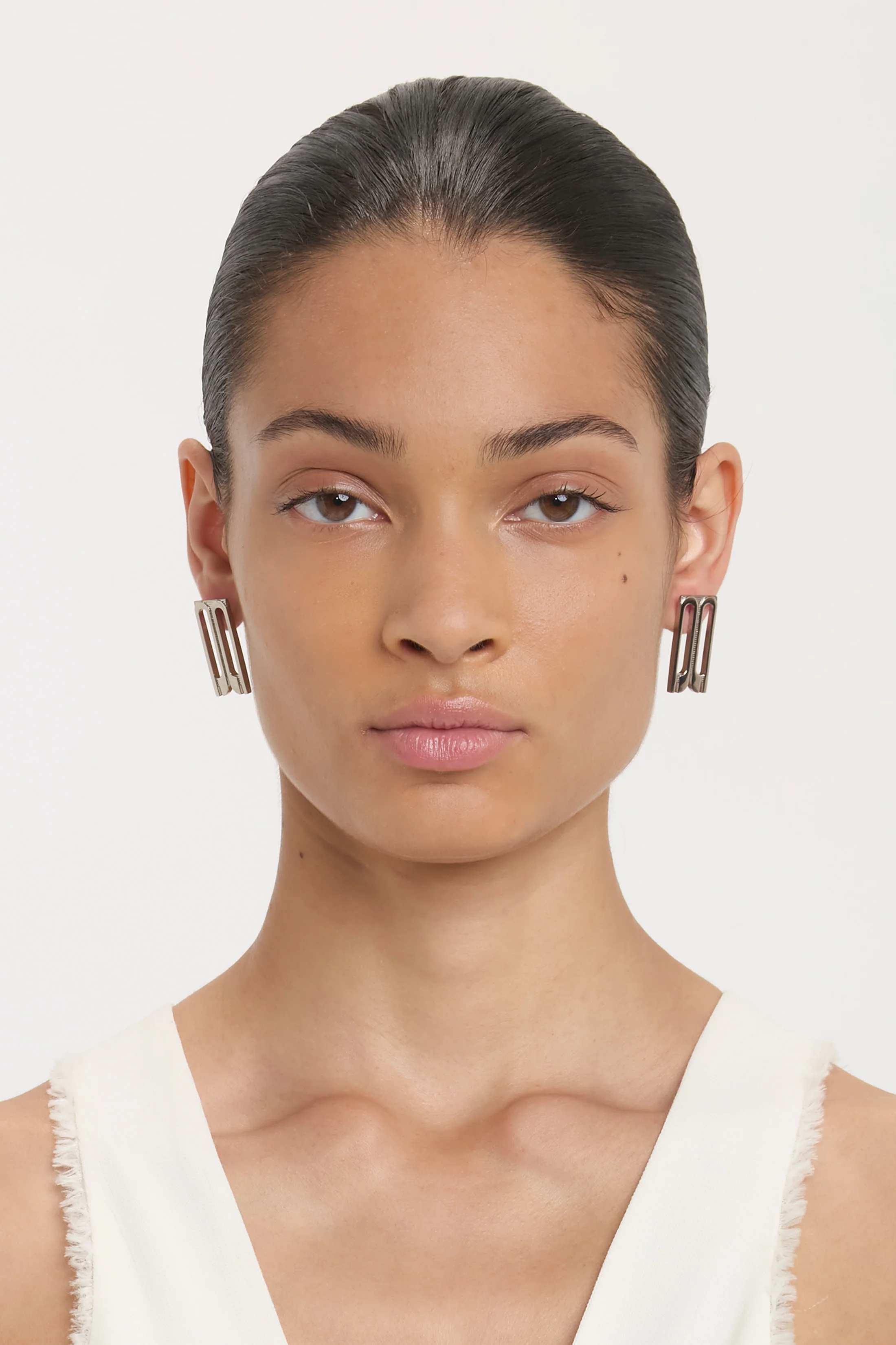 Dorian Stud Earrings In Silver - Image 4