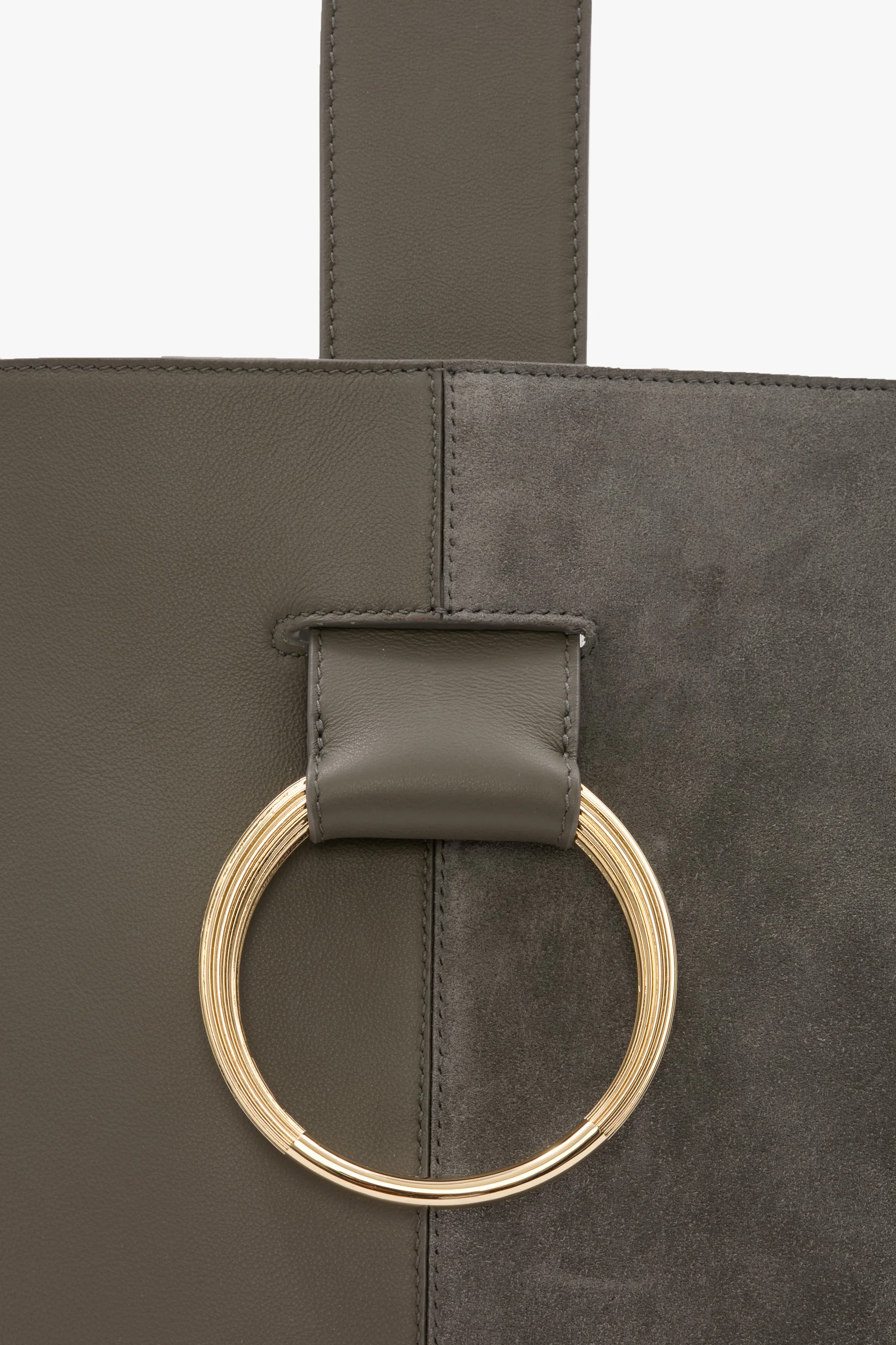 Dia Bucket Bag In Pebble Grey Leather - Image 2