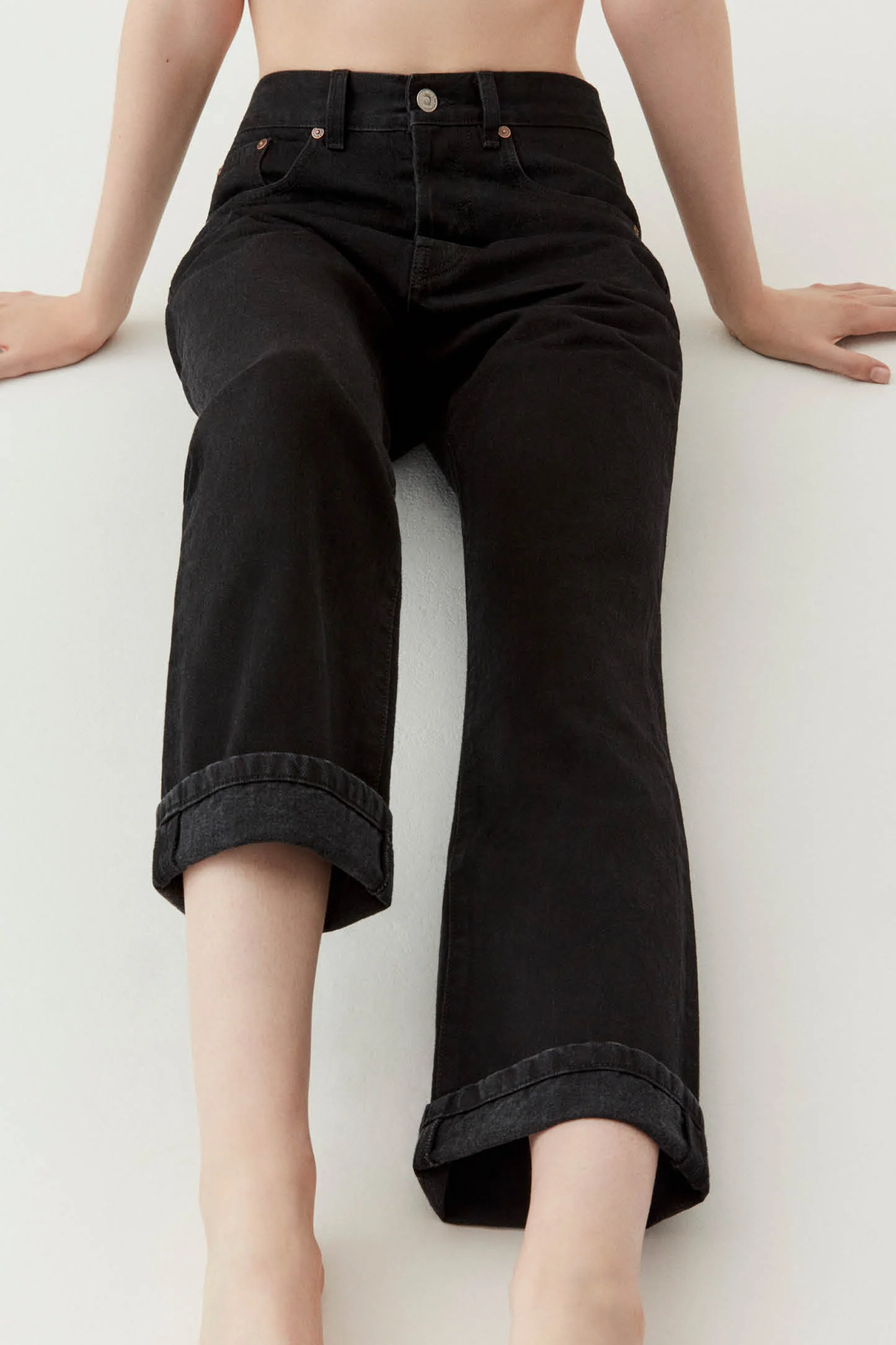 Victoria Jean In Washed Black - Image 6